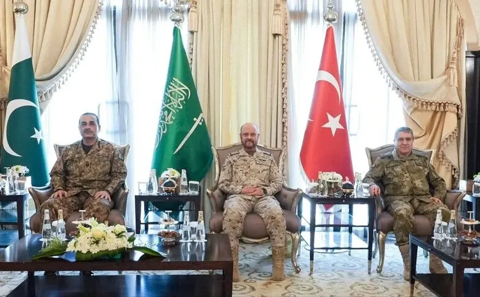 Mekke’de dikkat çeken toplantı: Türkiye’den üst düzey katılım!
