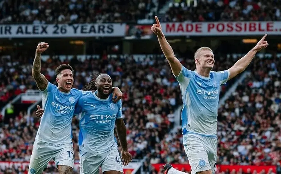 Manchester derbisinde tartışmalı karar için dikkat çeken açıklama