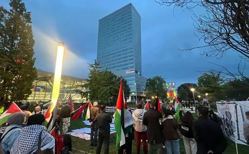 Avusturya-İsrail maçı öncesi dikkat çeken protesto