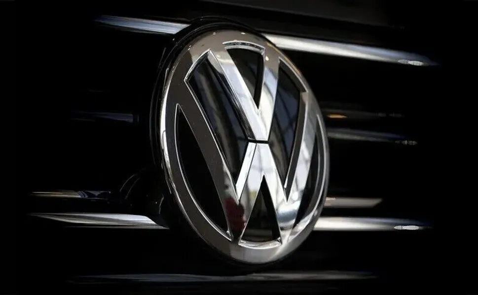 Alman otomotiv devinde kriz büyüyor: Volkswagen’de işler yolunda gitmiyor!
