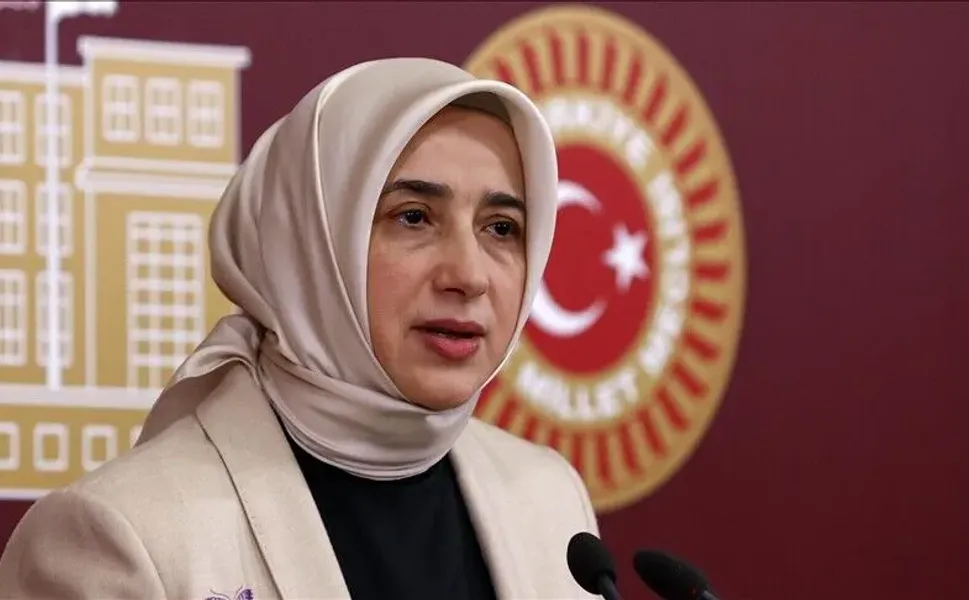 Özlem Zengin'den  Özgür Özel'e: Allah muhalefet seçmeninin yardımcısı olsun