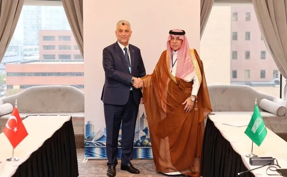 Bakan Bolat, Suudi mevkidaşıyla bir araya geldi