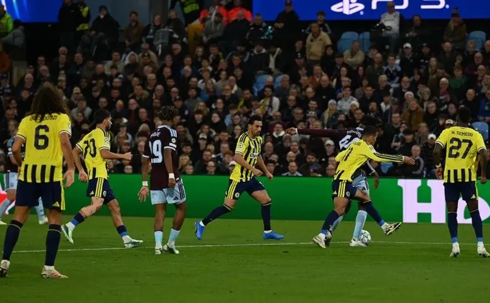 Fenerbahçe, Aston Villa karşısında dağıldı