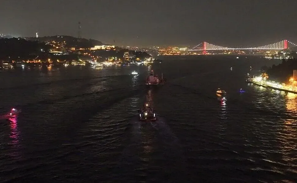 İstanbul Boğazı'nda tanker arızası: Gemi trafiği durduruldu