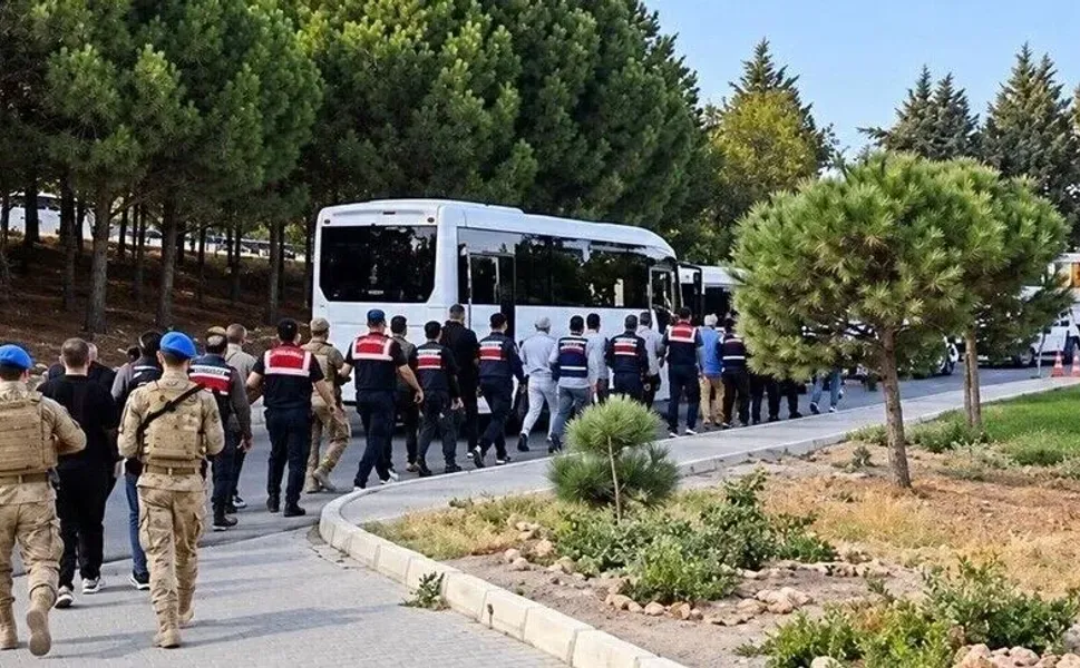 Çeşme Belediyesine yönelik soruşturmada 10 tutuklama