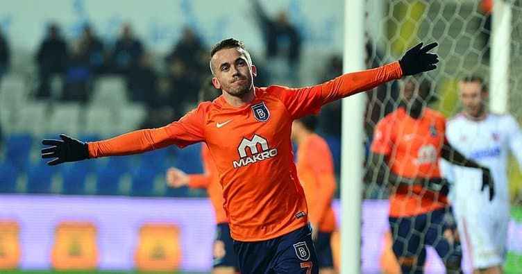 <div class="spot">Crivelli (Başakşehir): 8.8 puan</div>
<div class="ads dev-ad-detail-side-top">
<div class="band"> </div>
</div>