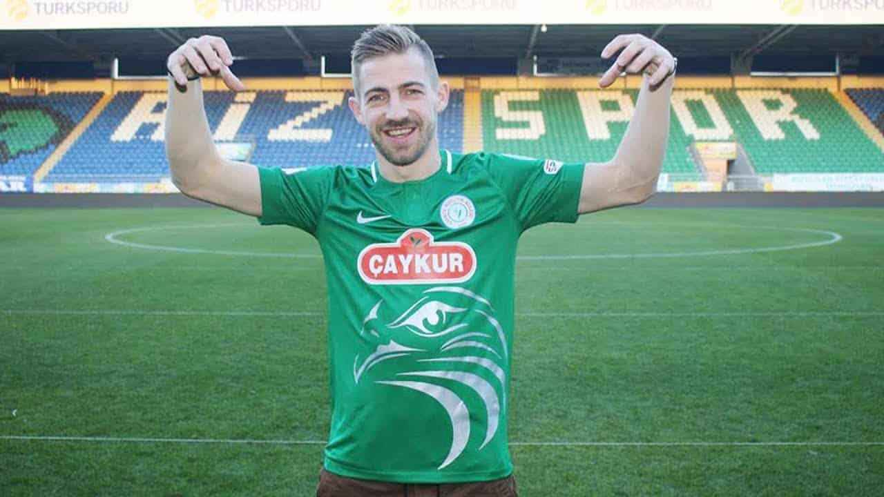 <p>DARIO MELNJAK</p>