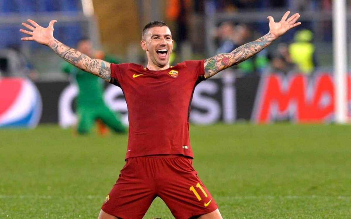 <p>
  <em>
    <strong>GELECEKLER LİSTESİ</strong>
  </em>
</p>
<p>ALEKSANDAR KOLAROV</p>