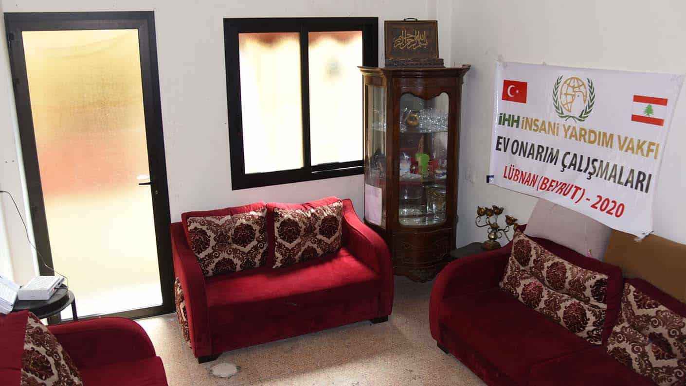 <p>Daha fazla bağışta bulunmak isteyenler ise İHH’nın internet sitesinden ya da vakfın banka hesap numaralarına LÜBNAN açıklaması ile yardım edebilecek.</p>