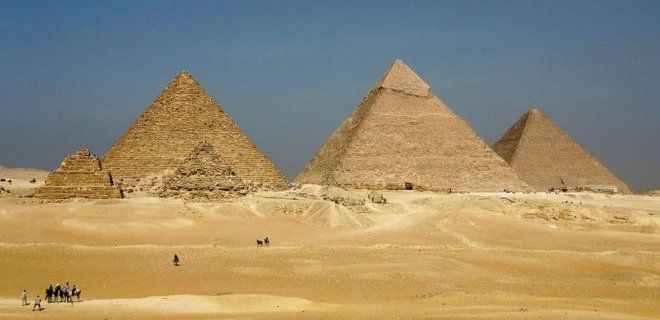 11.Üç Giza piramidinin geometrik ve gözlemsel ilkelere dayalı bir plana göre inşa edilmiştir.