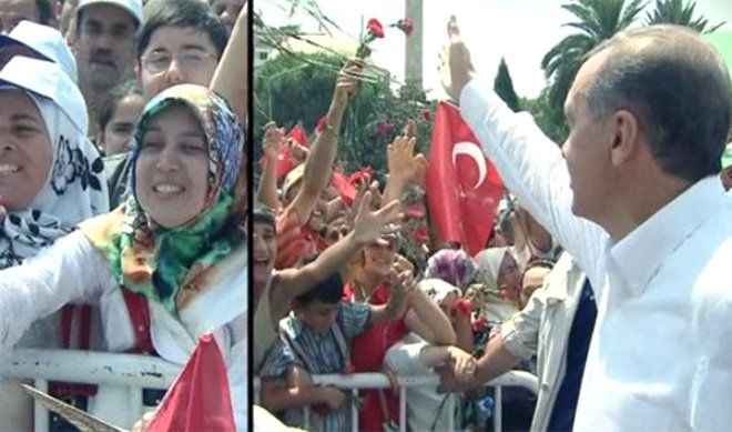 Yeni Türkiye'yi adım adım inşa etti. Türkiye'nin önüne büyük ve gerçek hedefler koyan, bu hedeflere ulaşmak için korkmadan yürüyen bir lider oldu.