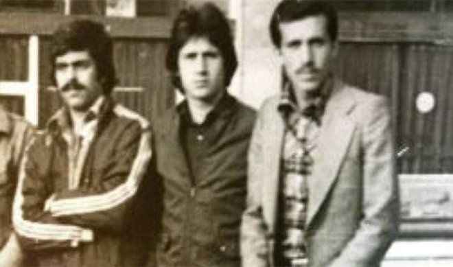 1973 yılında İmam-Hatip Lisesi'nden mezun oldu. İmam Hatip mezunu olması nedeniyle pek çok üniversitenin kapısı kendisine kapalıydı. Bu engeli aşmak için fark derslerini vererek, Eyüp Lisesi'nden de diploma aldı.