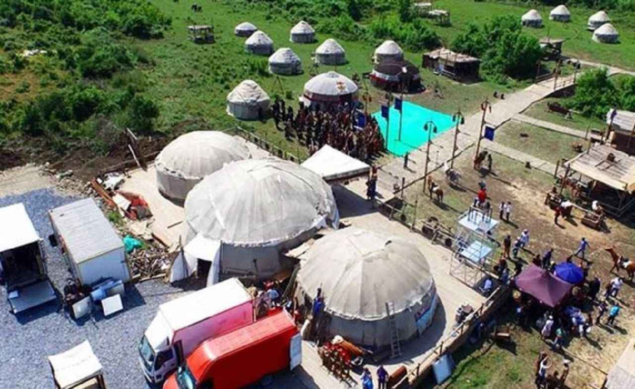 https://dpcdn.tebilisim.com/sites/2021/06/23/kurulus-osman-nerede-cekiliyor-kurulus-osman-istanbulda-nerede-cekiliyor.jpg?utm_source=chatgpt.com