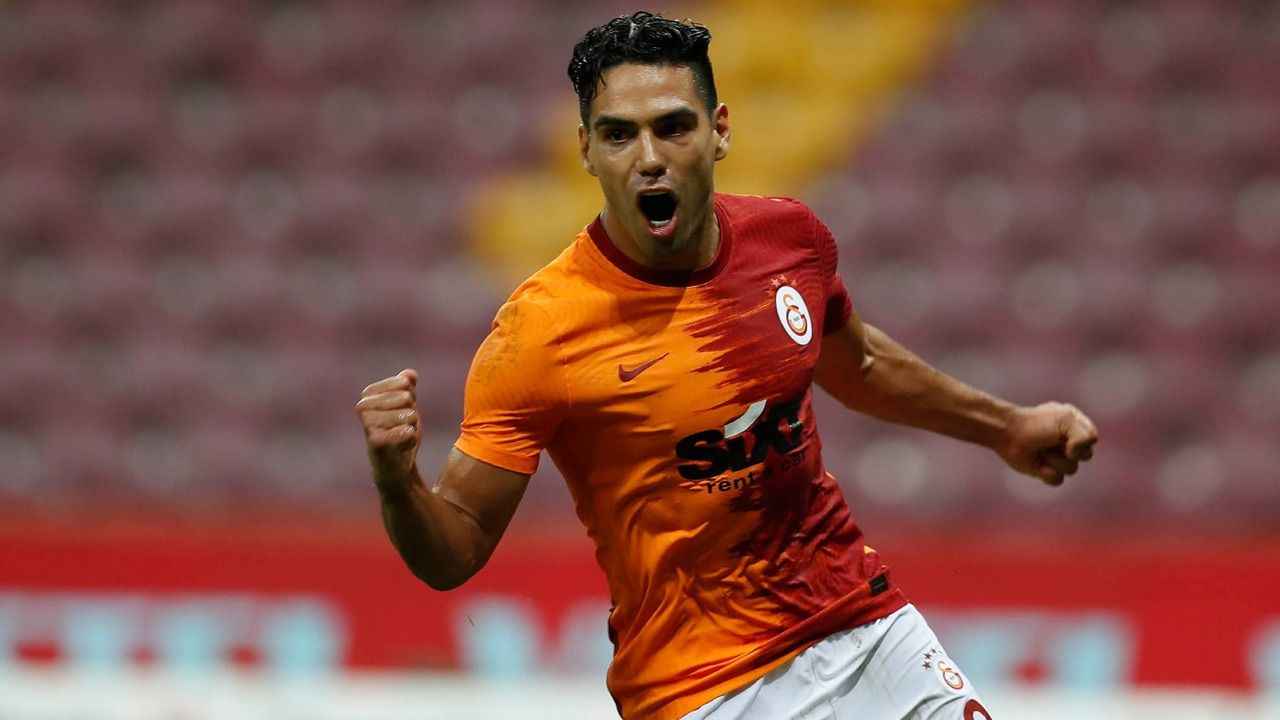 Braga'dan da teklifin olduğu iddia edilmişti fakat Avrupa'dan bir takımın Falcao'nun maaşını karşılama imkanı bulunmuyor.