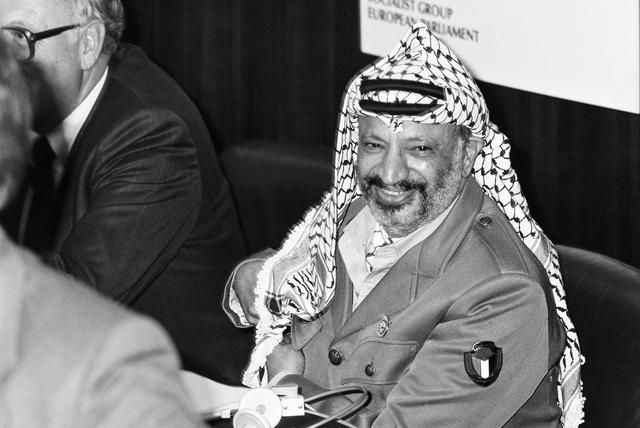 Ev hapsinde şüpheli ölüm! Yaser Arafat 17 yıl önce Hakk'a yürüdü