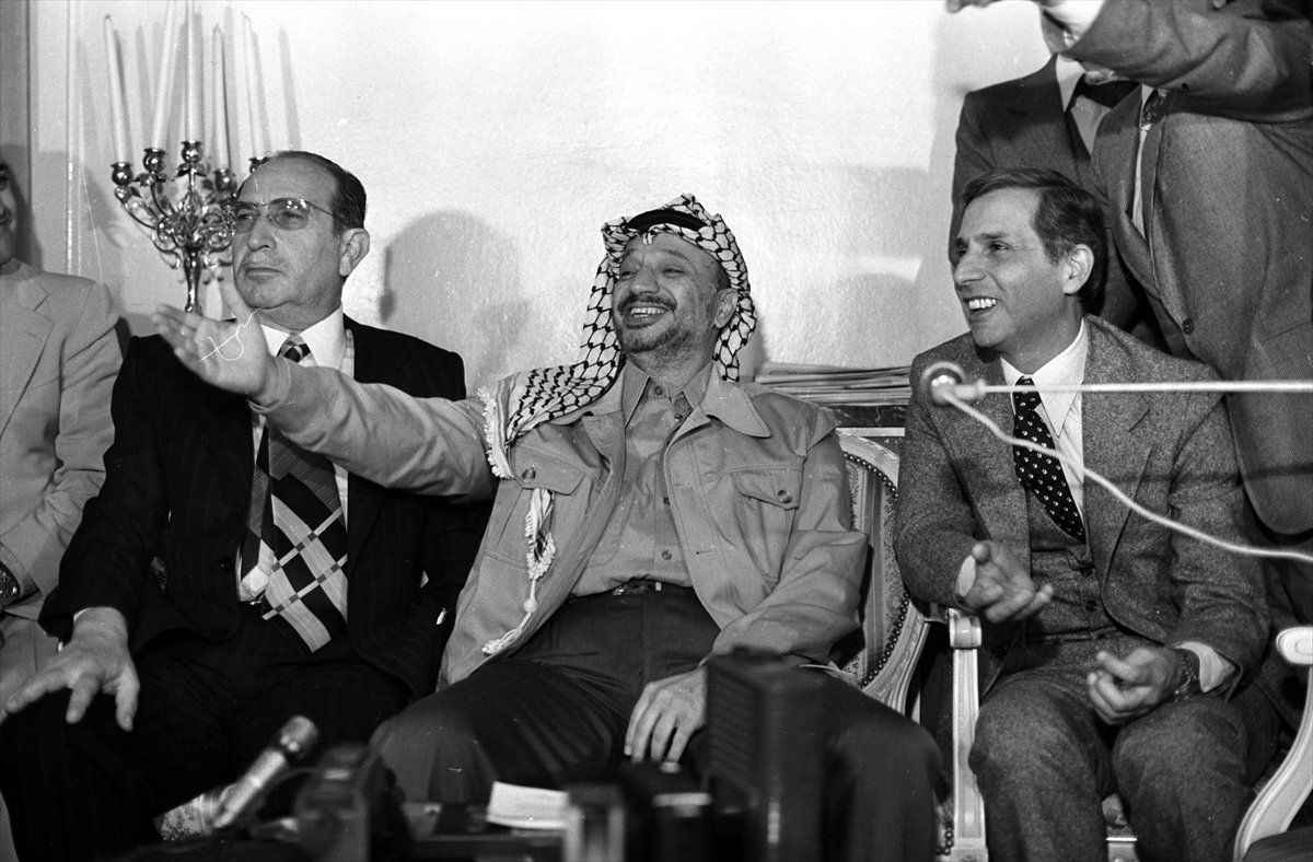 Ev hapsinde şüpheli ölüm! Yaser Arafat 17 yıl önce Hakk'a yürüdü