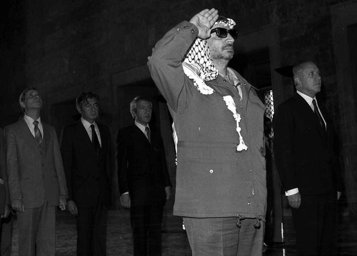 Ev hapsinde şüpheli ölüm! Yaser Arafat 17 yıl önce Hakk'a yürüdü