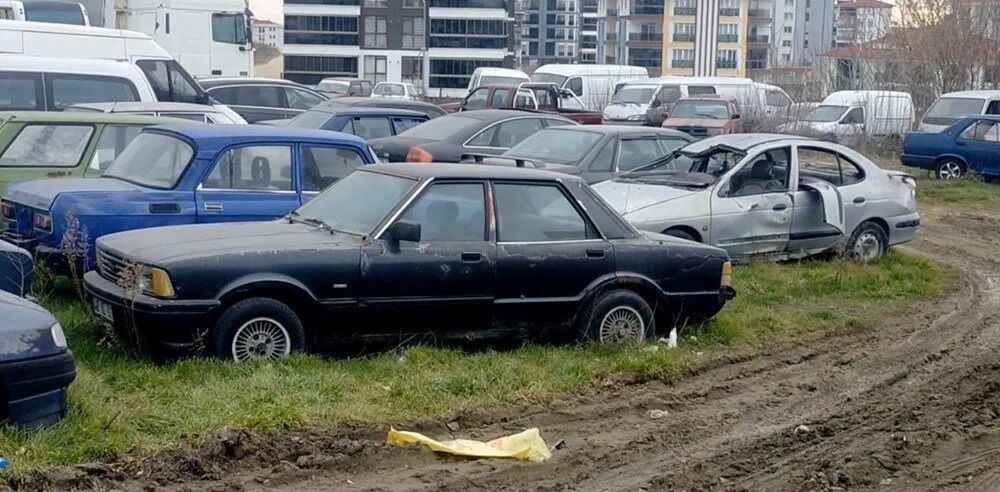 Otoparkta milyonluk servet kaderine terk edildi!