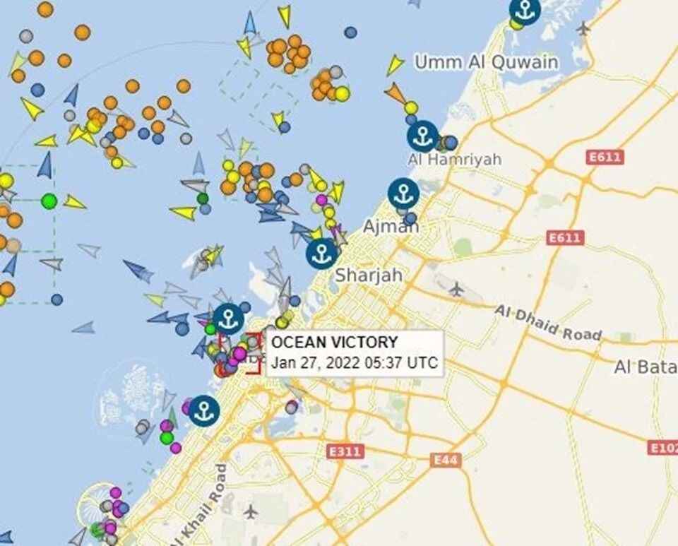 <p><span>Bölgedeki en büyük gemi, Victor Rashinkov'a ait 140 metrelik "Ocean Victory" ve Oleg Deripaska'ya ait bir başka 111 metrelik "Clio" ve Alexi Mordashov'a ait 142 metrelik "Nord" .</span><br /><br /><span>Andrey Kostin'in  "Sea Rhapsody"sinin, Rusya'nın 21 Şubat'ta Ukrayna'yı işgalinden önce olan 18 Şubat'ta Türkiye'den ayrıldıktan sonra Seyşeller'e gittiği bildiriliyor. Yat Süveyş kanalından geçerken görüntülendi. </span></p>