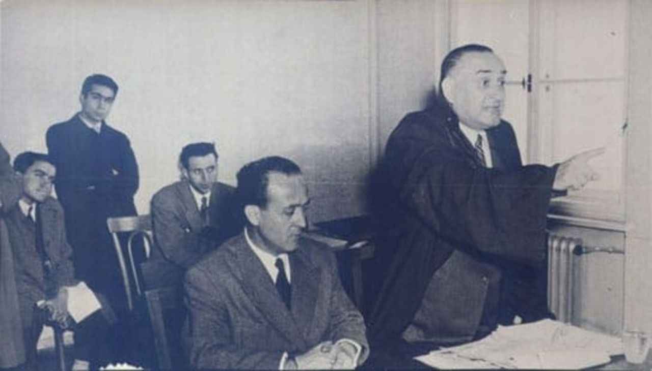 <p><span>Kazayla ilgili yapılan  <a href="https://www.dirilispostasi.com/haberleri/sorusturma" class="tag-link" title="Son dakika Soruşturma haberleri" target="_blank">soruşturma</a> sonucunda Naboland'a haciz konulurken kazada hatalı oldukları belirlenen Naboland'ın kaptanı </span><strong> <a href="https://www.dirilispostasi.com/haberleri/oscar" class="tag-link" title="Son dakika Oscar haberleri" target="_blank">Oscar</a> Ferdinand Lorentzon</strong><span> ile </span><strong>Kd. Yzb. Sabri Çelebioğlu'na dava açıldı.<span> </span></strong><span>Çanakkale Ağır Ceza Mahkemesi'nde görülen dava sonucunda Lorentzon, 6 ay hapis ve 500 lira ağır  <a href="https://www.dirilispostasi.com/haberleri/para" class="tag-link" title="Son dakika Para haberleri" target="_blank">para</a>, Dumlupınar'ın komutanı Çelebioğlu ise 1 yıl, 8 ay ağır hapis ve 800 lira para cezasına çarptırıldı.</span></p>