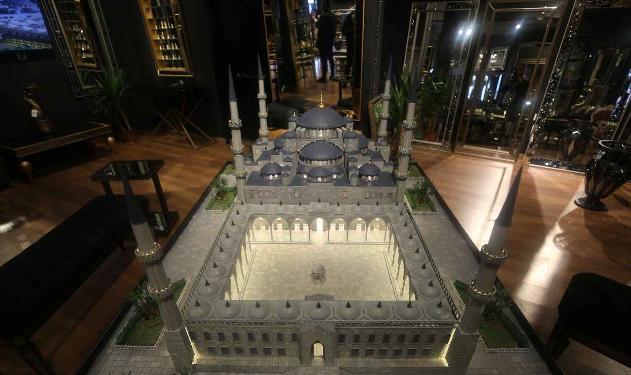 <p>                    </p>