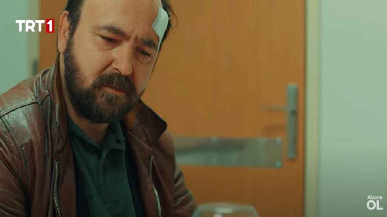 <p>Gönül Dağı’nın 14 Mayıs Cumartesi akşamı saat 20.00’de TRT 1’de yayınlanacak olan 63. bölüm fragmanını aşağıdaki videodan izleyebilirsiniz.</p>
<p>Kaynak: televizyongazetesi</p>