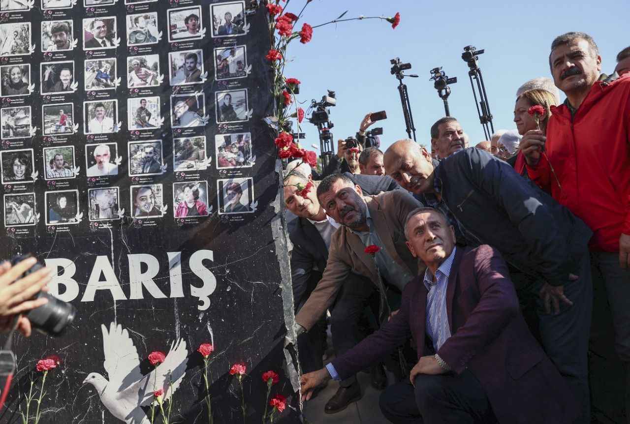 <p>        </p>