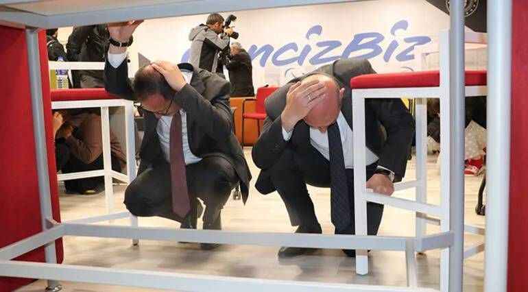 <p>Ayrıca okullarda öğrencilerin de bilgilendirildiğine dikkati çeken Sezer, herkesin, nerede bulunursa bulunsun tatbikata katılmalarını istediklerini vurguladı.</p>