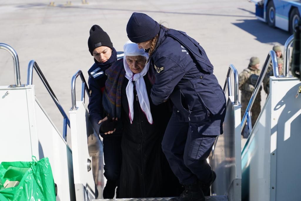 <p>             </p>