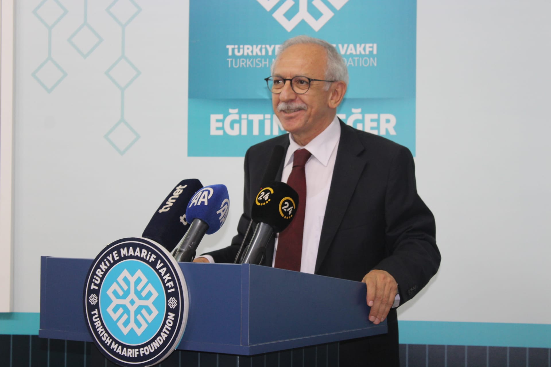 Türkiye Maarif Vakfı Başkan Vekili Prof. Dr. Ahmet Emre Bilgili