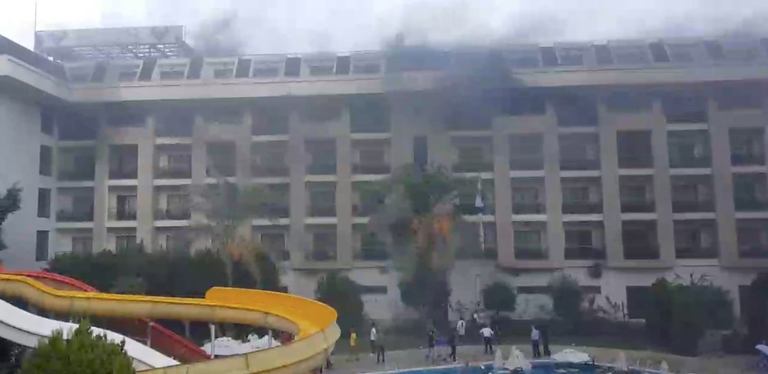 Antalya'da Otel Yangını (2)