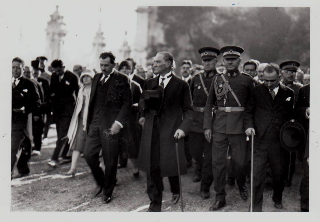 Atatürk'ün Ağzından Cumhuriyet Bayramı Sözleri2