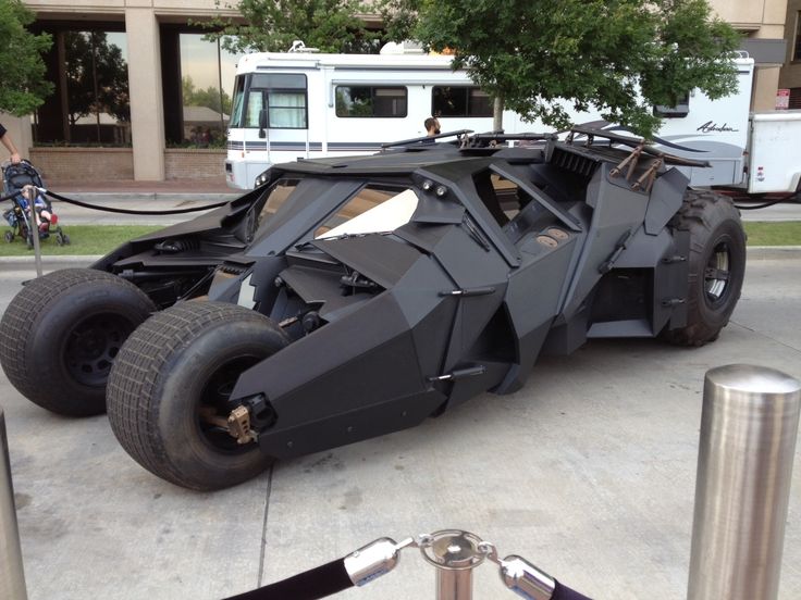 Nolan’ın Batman Filmlerindeki Efsane Batmobile 3 Milyon Dolara Satışta!