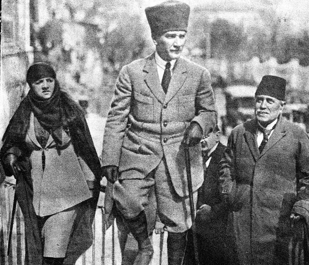 Atatürk'ün Işığında 86 Yıl! Atatürk Ve Çağdaş Türkiye4