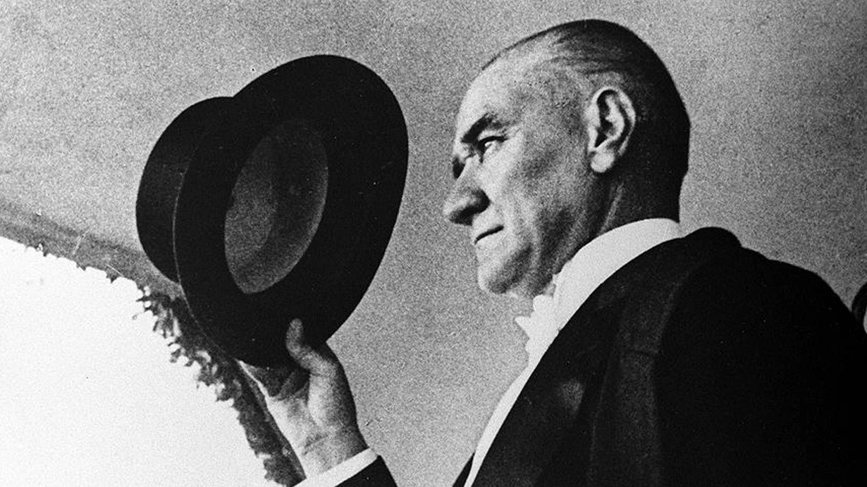 Cumhurbaşkanlığı Kabinesi Üyelerinden 10 Kasım Atatürk'ü Anma Günü Mesajları3