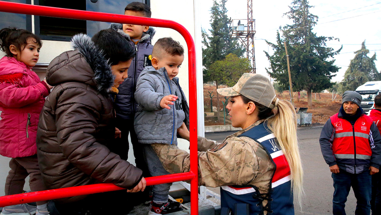 Suriyelilerin Ülkelerine Dönüşü Sürüyor2