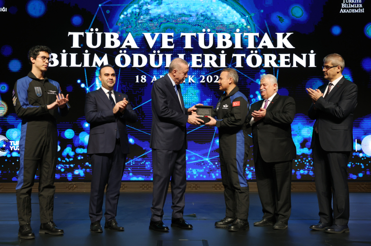 Tüba Ve Tübi̇tak Bilim Ödülleri Sahiplerini Buldu2