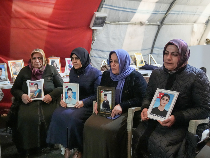 Pkk’dan Kaçan Oğluna Kavuştu! Allah Bana Yeniden Evladımı Verdi3