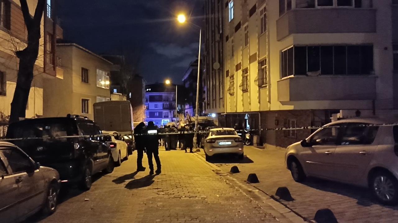 I S T A N B U L K U C U K C E K M E C E D E 7 K A T L I B I N A D U 573308 169834