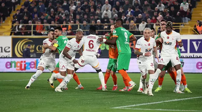 Galatasaray, Alanya'da Galibiyete Ulaştı3