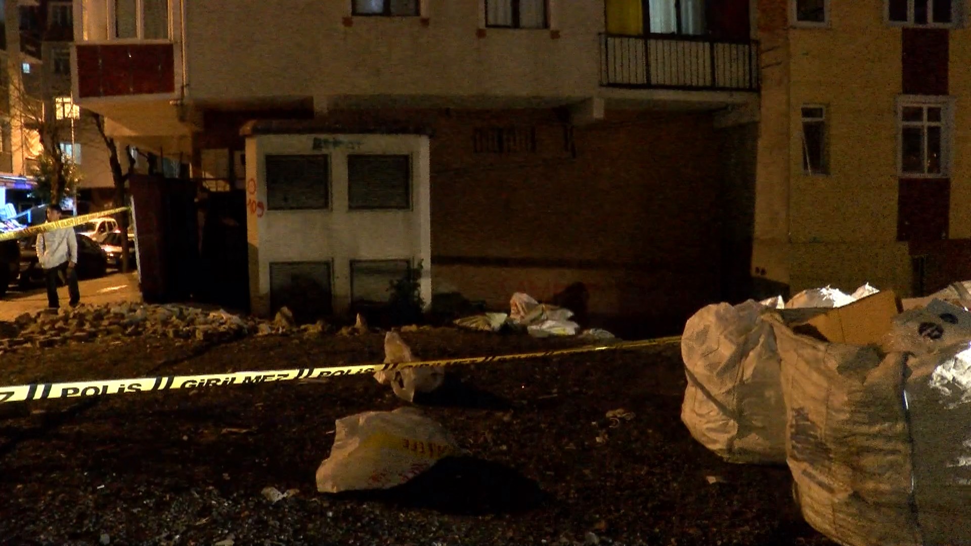 I S T A N B U L G U N G O R E N’ D E B O S A R A Z I D E O L U B 595274 176135