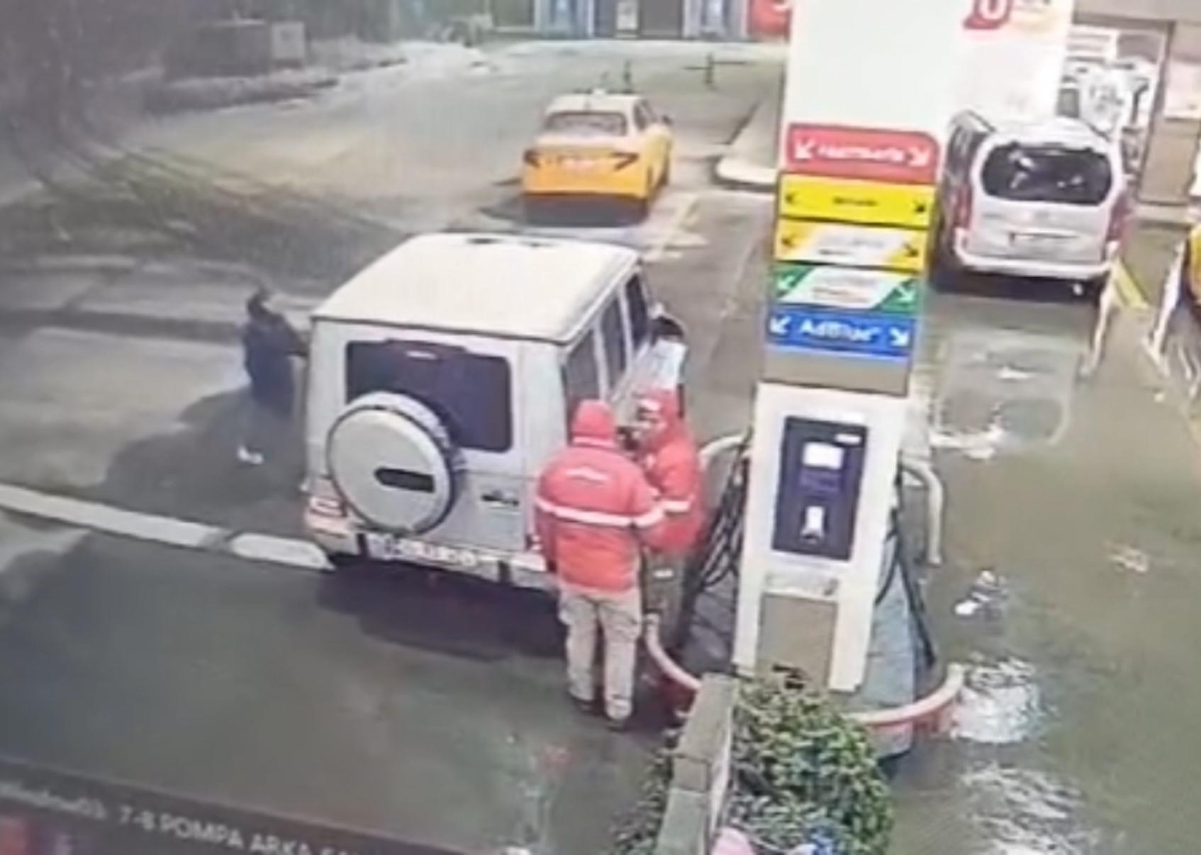 I S T A N B U L M A S L A K’ T A I S I N S A N I N A B I C A K L I 589890 174556