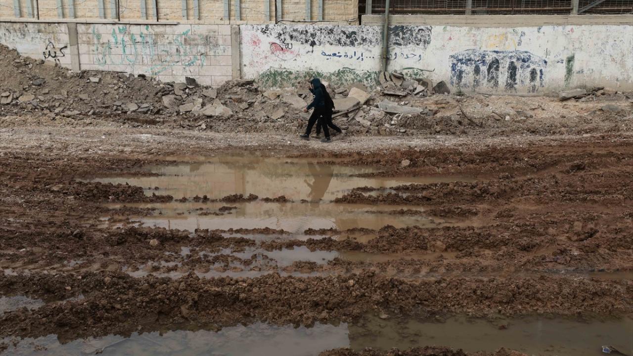 İsrail'in Cenin Mülteci Kampı'na yönelik saldırılarında oluşan yıkım