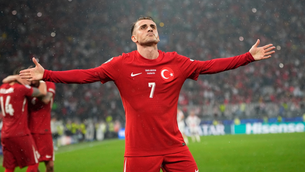 Kerem Aktürkoğlu Süper Lig'e: Transfer sürprizi duyuruldu!