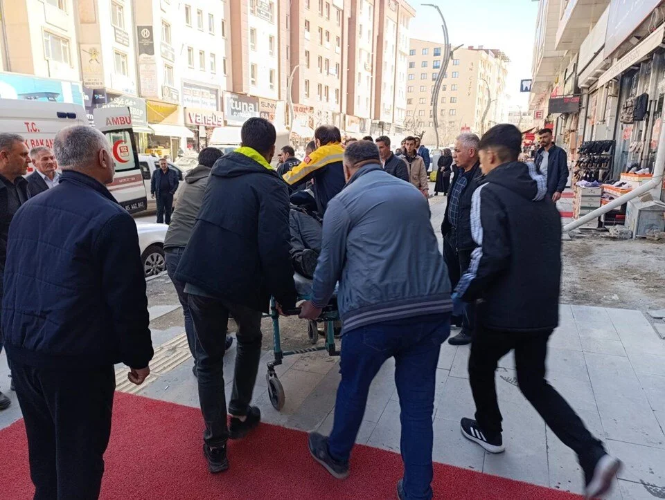 Giyim Mağazasına Silahlı Saldırı