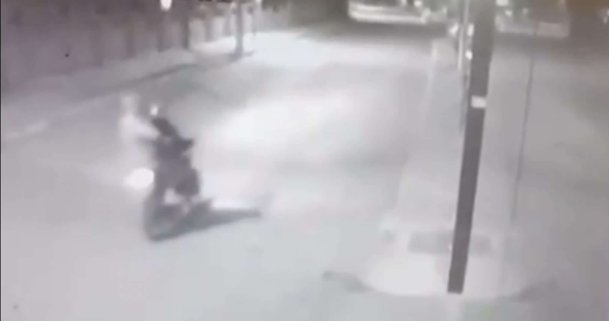 I S T A N B U L S A R I Y E R’ D E V I L L A L A R I N O L D U G U 652808 193439