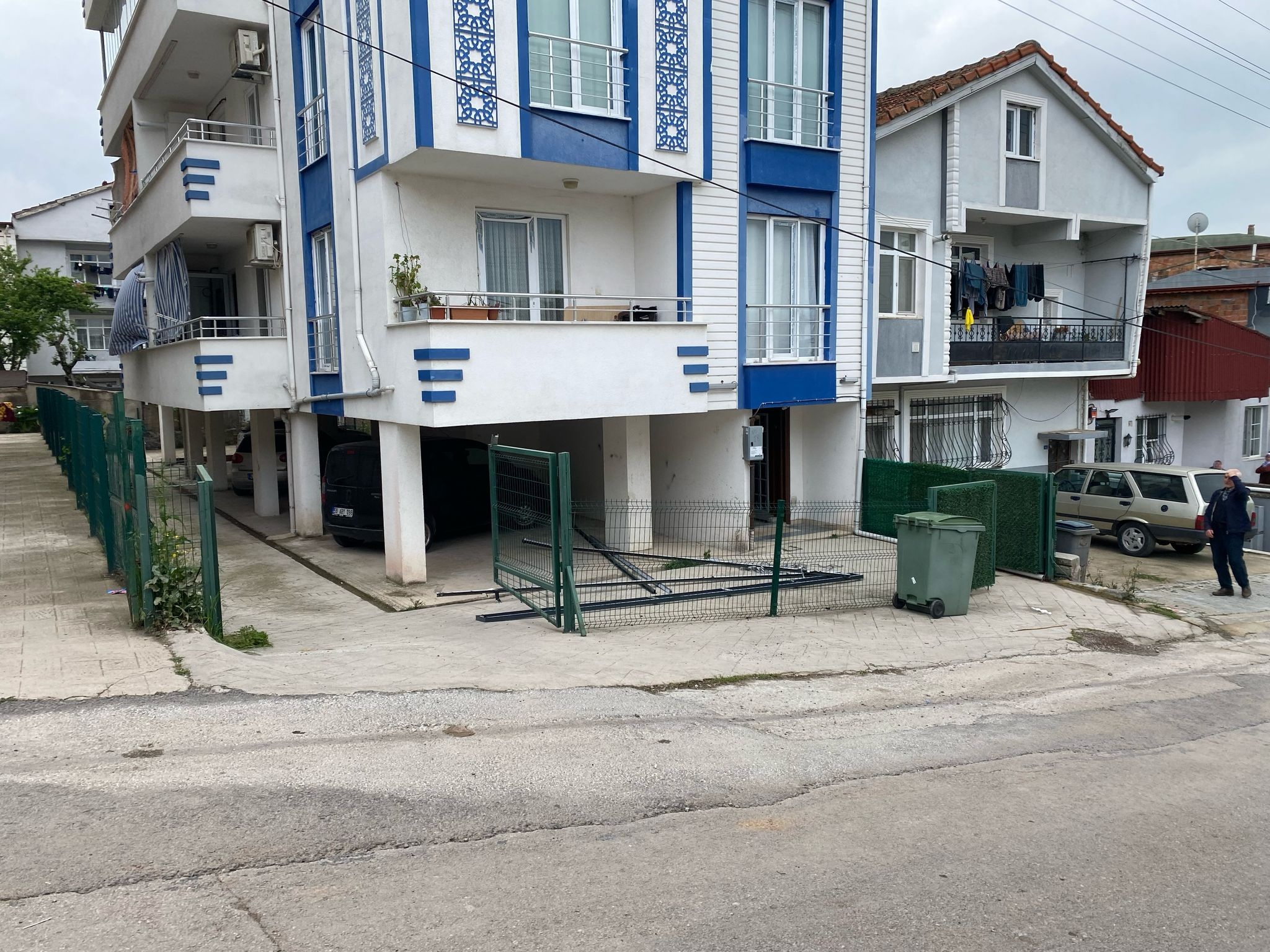 K O C A E L I B A L K O N A C E K T I K L E R I D E M I R P R O F I 682242 202030