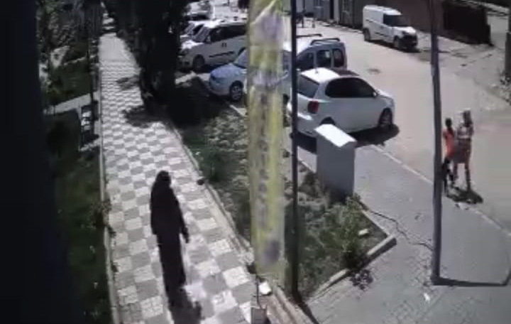 S O K A K K O P E K L E R I A N N E I L E K I Z I N A S A L D I R D 670384 198597