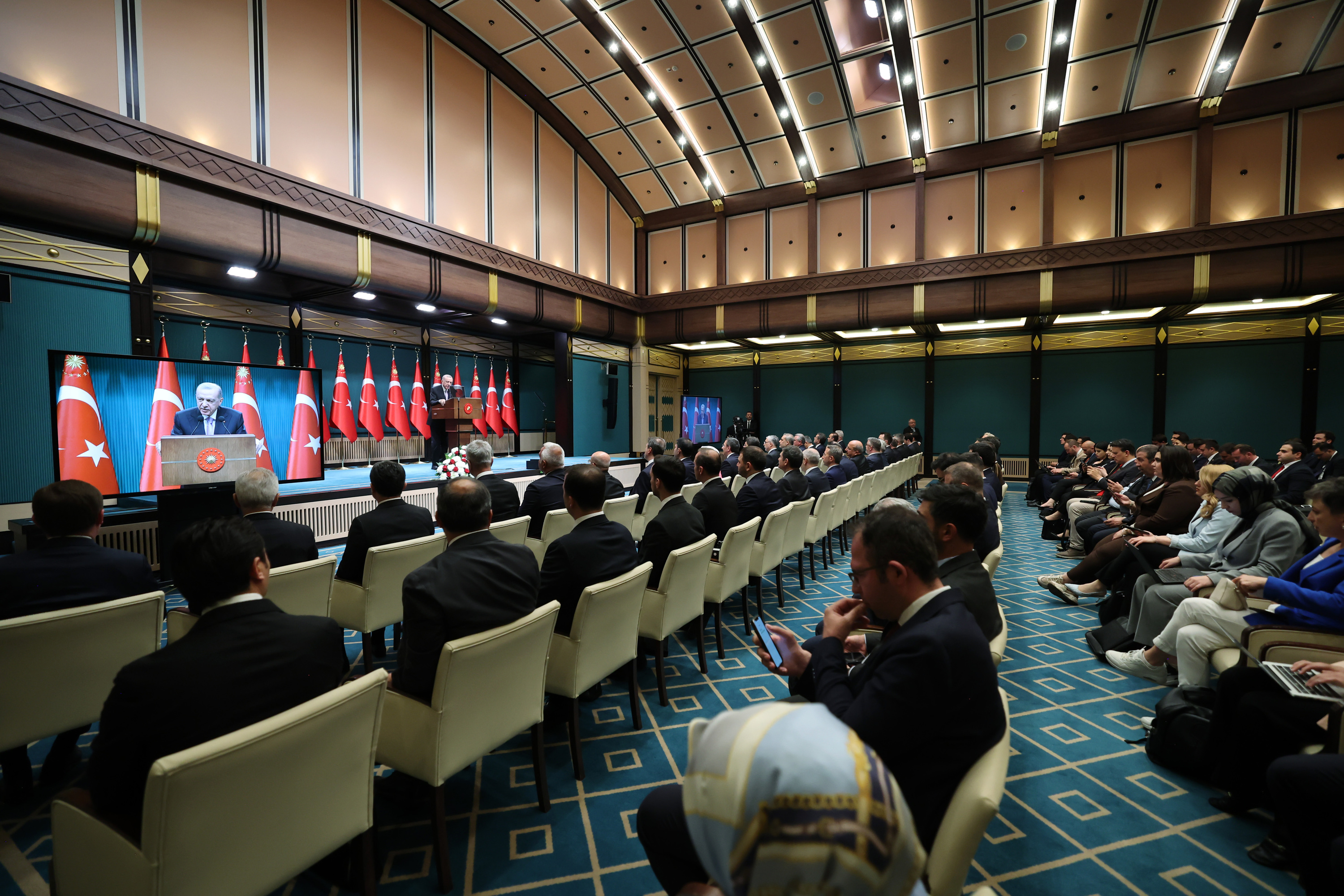 A A 20250512 37928679 37928674 C U M H U R B A S K A N I E R D O G A N K A B I N E T O P L A N T I S I S O N R A S I A C I K L A M A Y A P T I