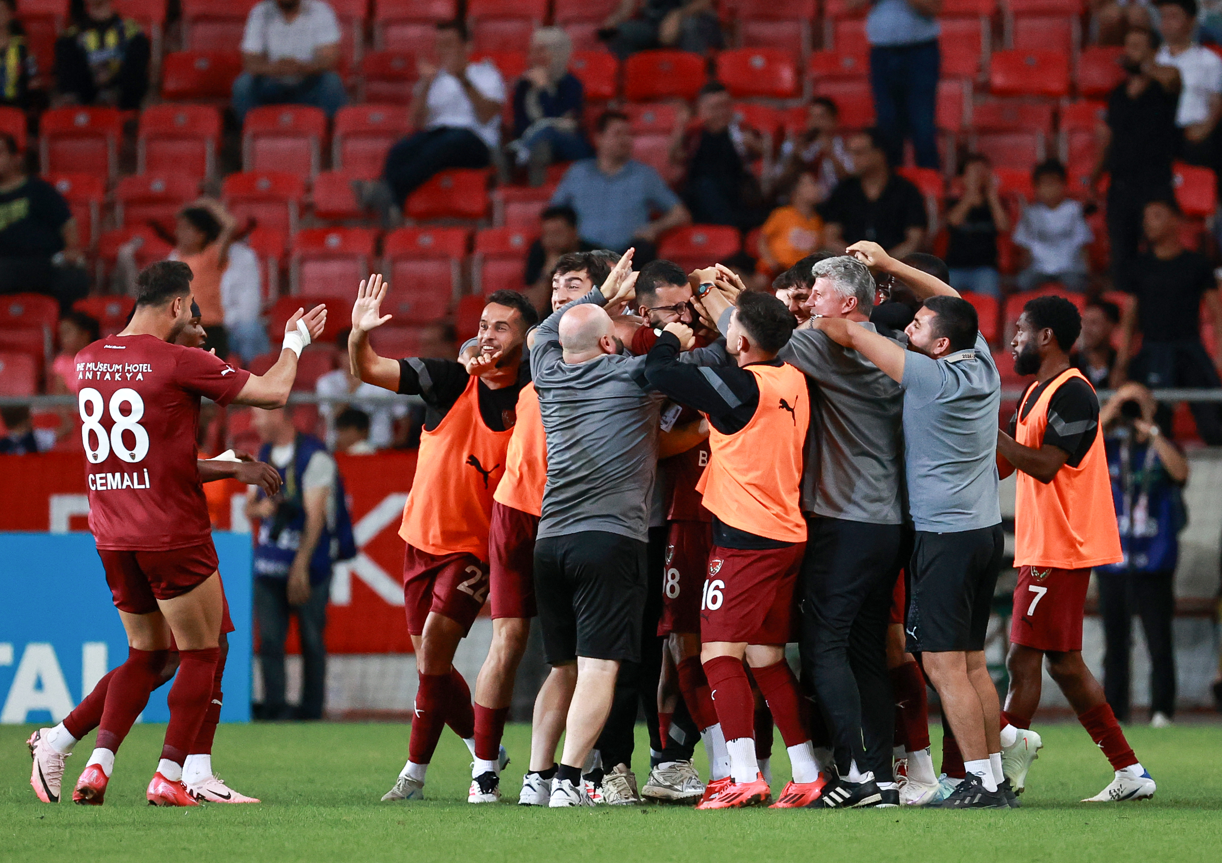 A A 20250526 38090853 38090852 A T A K A S H A T A Y S P O R F E N E R B A H C E